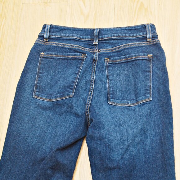 LL Bean Women's Classic Fit Regular Size 6 Pre Owned - Picture 5 of 5